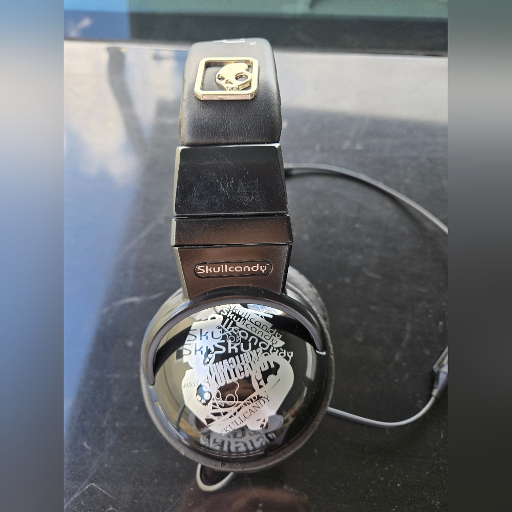 SKULLCANDY HESH WIRED BLACK HEADPHONES